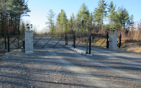 Sliding gates and fences