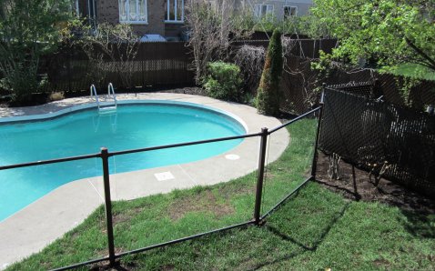 6mm glass with frame - Glass Ramps & Fences