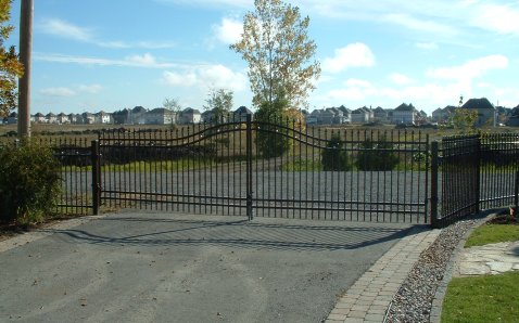 Sliding gates and fences