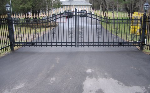 Sliding gates and fences