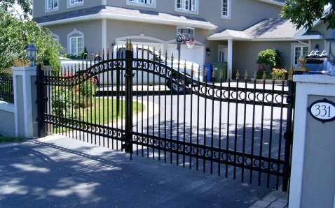 Sliding gates and fences